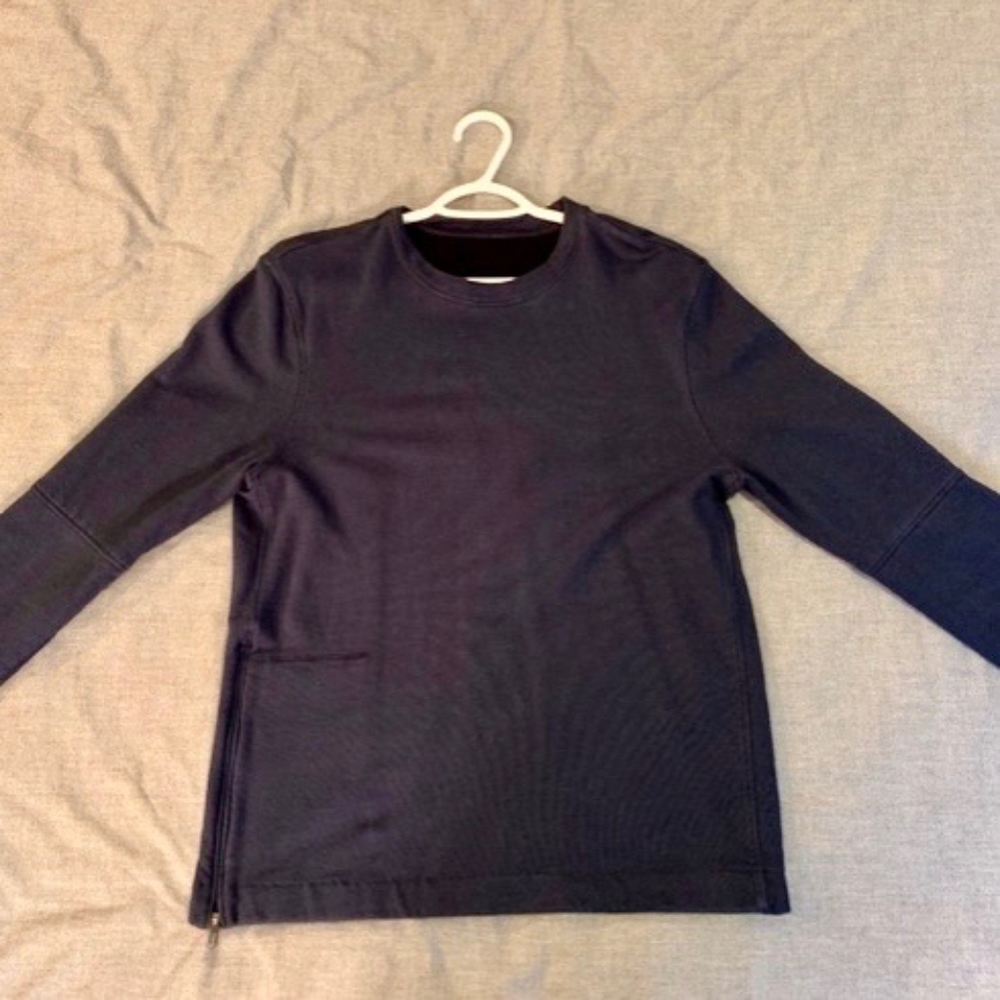 LULULEMON CREWNECK SWEATSHIRT